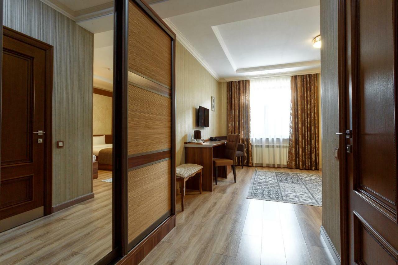 Sacvoyage Hotel Almaty Ngoại thất bức ảnh