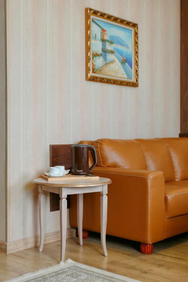 Sacvoyage Hotel Almaty Ngoại thất bức ảnh